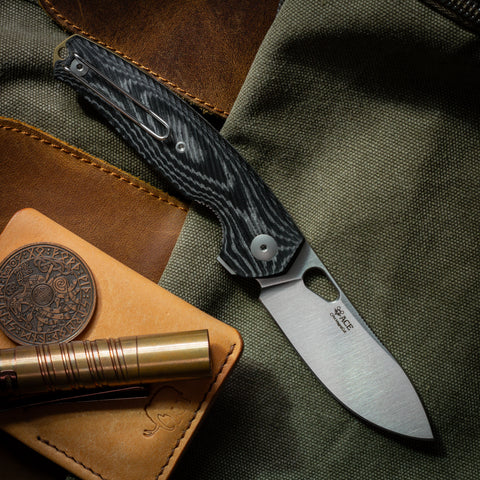 ACE Jagt - Black Canvas Micarta