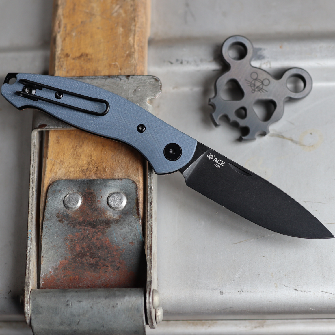 ACE Farley Slipjoint - Blue G10 PVD